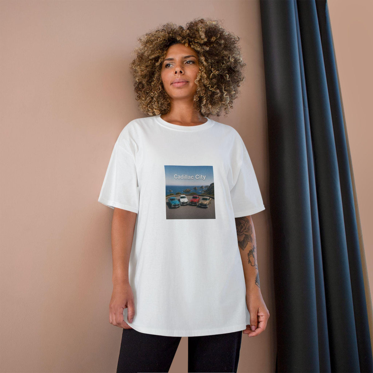 Coastal Vintage Cars T-Shirt | Classic Beach Roadtrip Print